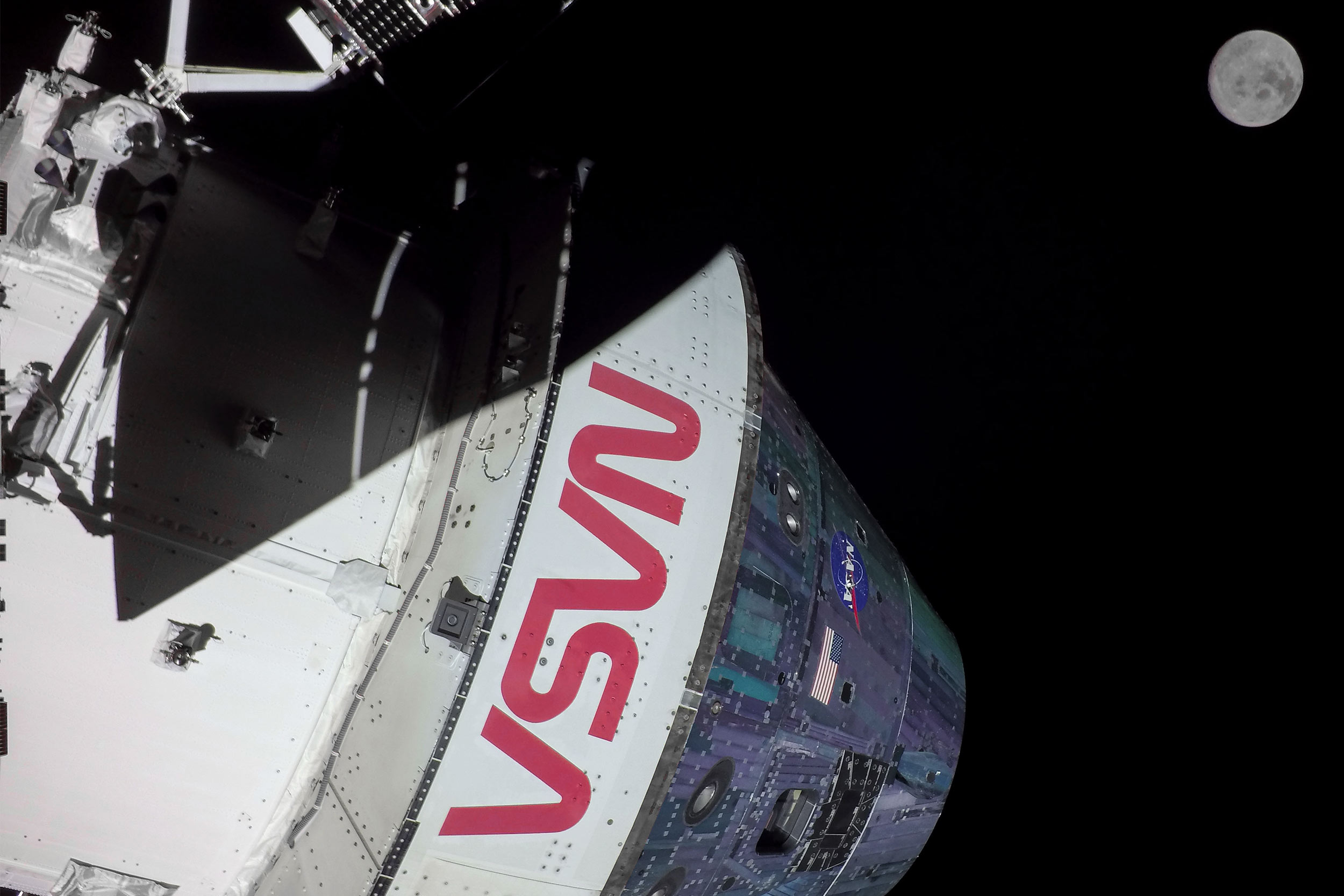 Artemis I Tees Up Manned Mission to the Moon